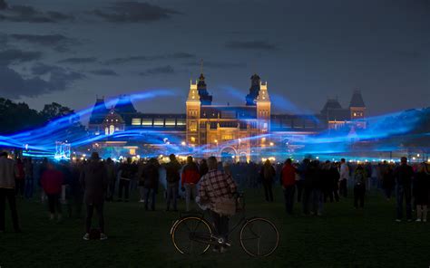 Waterlicht By Studio Roosegaarde Installations