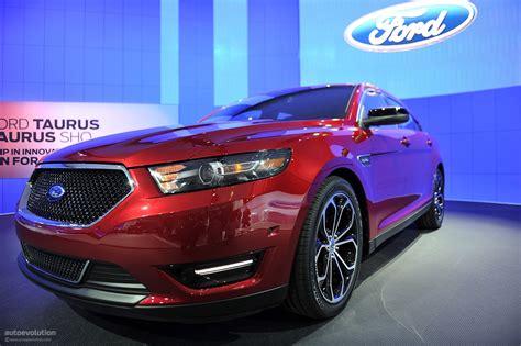 Nyias 2011 Ford Taurus And Taurus Sho Live Photos Autoevolution