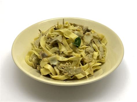 Tagliolini Di Farine Naturalmente Senza Glutine Con Carciofi Pecorino