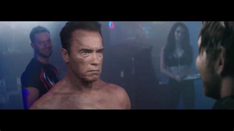 Arnold Schwarzenegger Re-creates Terminator 2's Bar Fight Scene for ...