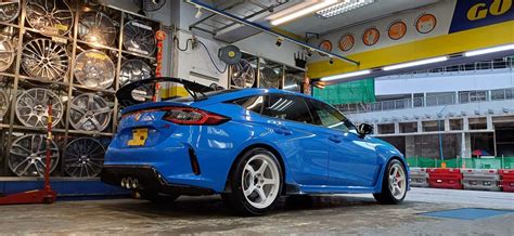 Honda Civic Type R Fl5 Blue Advan Gt Beyond Wheel Front