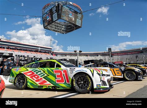 Nascar Cup Series Bass Pro Shops Night Race Stock Photo Alamy