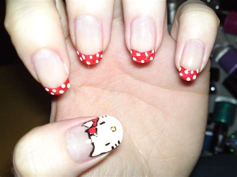 7 hello kitty nail art | EntertainmentMesh