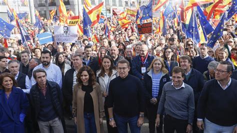 El Pp Presume De M Sculo Social Y De Sacar A Casi Millones De