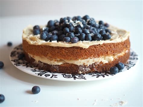 Helppo Nakukakku Eli Naked Cake MouMou