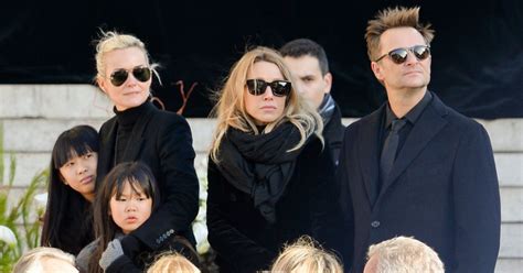 David Hallyday Laura Smet Laeticia Hallyday Ses Filles Jade Et Joy