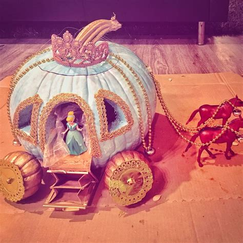 Cinderella carriage pumpkin carving | Halloween pumpkin designs, Cinderella pumpkin, Cinderella ...