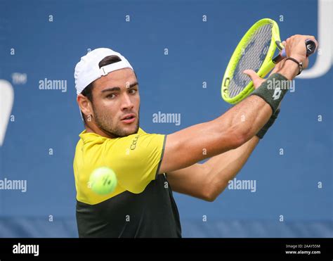 Matteo Berrettini Hi Res Stock Photography And Images Alamy