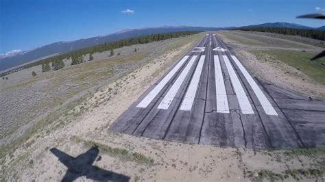 Cirrus Sr22 Landing At Leadville Klxv Youtube