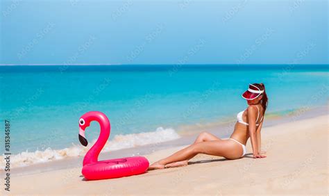 Tourist Beautiful Vacation Woman In Bikini And Hat In Dubai Beach Model Ready Relax With Funny