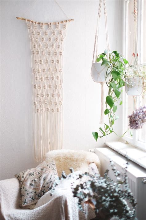 10 DIY Macrame Decorations For A Boho Feel Shelterness