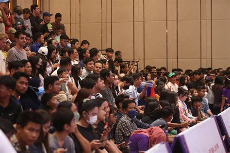 Hot Girl Ng I Campuchia I Xem Jujitsu Nh I H I Ban T Ch C V Tr N