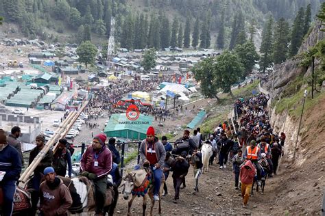 Amarnath Yatra Visited Baba Barfani In Two Days Yatra