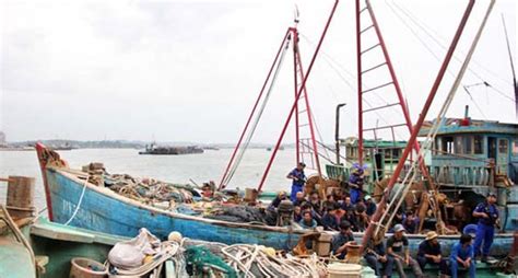 Curi Ikan Di Laut Natuna 10 Kapal Nelayan Vietnam Ditangkap