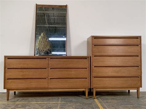 Minimalist Walnut Bedroom Set By American Of Martinsville Midcentury