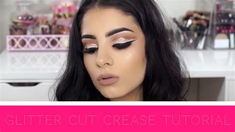 Glitter Cut Crease Tutorial Cut Crease Tutorials Are All The Rage