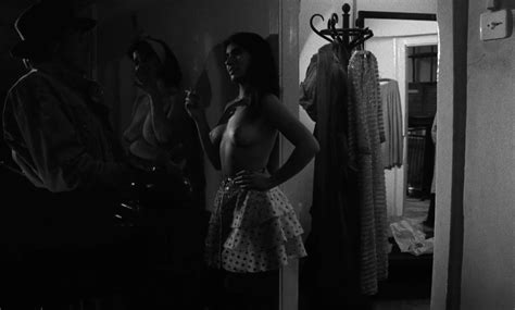 Nude Video Celebs Vali Kerekes Nude Damnation Karhozat 1988