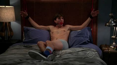 Ashton Kutcher Shirtless In Boxers Naked Male Celebrities