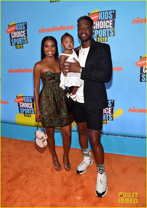 Gabrielle Union & Dwyane Wade Attend Kids' Choice Sports Awards with ...