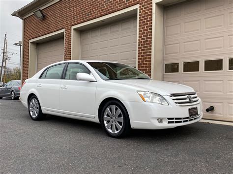 Toyota Avalon 2006