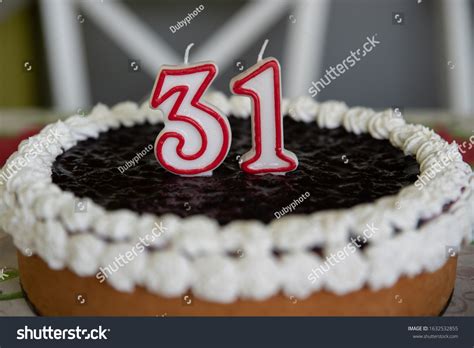 31st Birthday Cake Delicious Cheesecake Stock Photo 1632532855 | Shutterstock