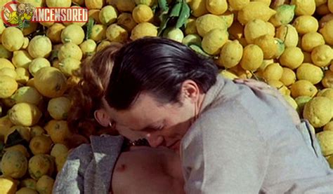 Naked Stefania Casini In La Cugina