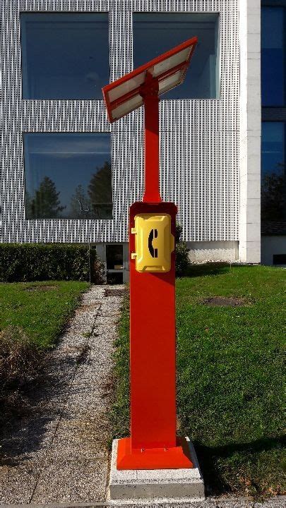 Vandal Proof Roadside Emergency Phone With Solar Powered Campus