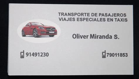 A Business Card With An Image Of A Red Car And The Words Transporte De