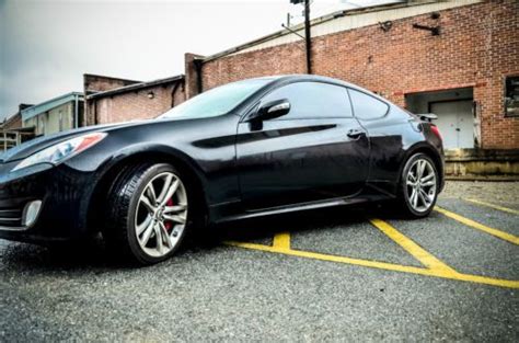 Purchase Used 2010 Genesis Coupe 3 8 Track 6 Speed Rwd 18 099 00 In Canton Georgia United