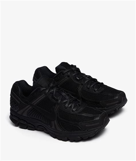 Black Nike Zoom Vomero 5 | SVD
