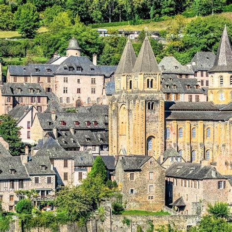 Conques En Rouergue Tourisme Que Voir Et Faire