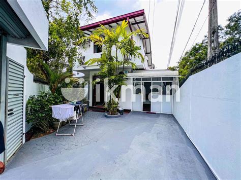 Luxury Two Storied House For Sale Talawatugoda Ikman