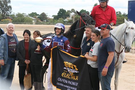 Country Cups Flyin Ryan Snares Ouyen Feature Harness Racing Victoria