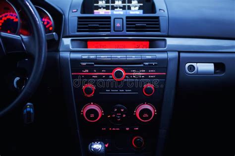 Sistema De La Radio Y Del Acondicionador De Aire De Coche N En