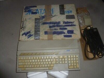 Atari St Video Game Keyboard Computer W Mouse Power Supply Desktop