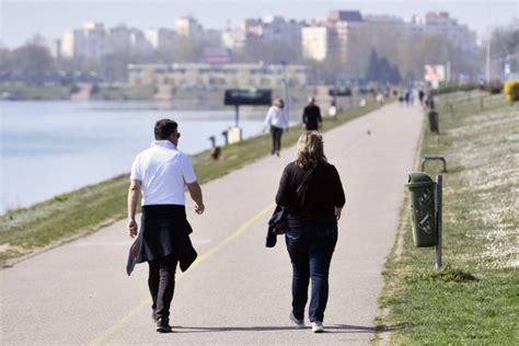 Zagrep Anka Razo Arana Pona Anjem Najbli Ih Nije Mi Ao Ali Sitne