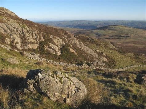 Clogwynyreryr Jonathan Wilkins Cc By Sa 2 0 Geograph Britain And