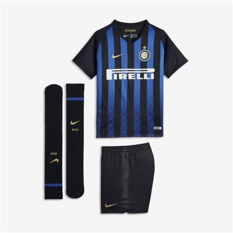 Inter Milan Kit - FootballKit.Eu