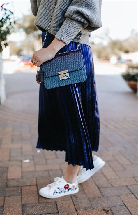 How To Style A Pleated Midi Skirt With Sneakers Pleated Skirt With