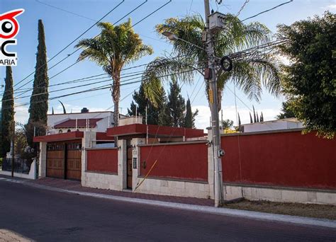 Hermosa Casa En Venta O Renta En Villas Del Mes N Juriquilla Lamudi