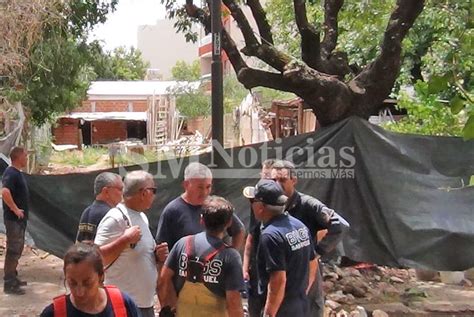 Se derrumbó una obra en construcción en San Miguel y hay un obrero