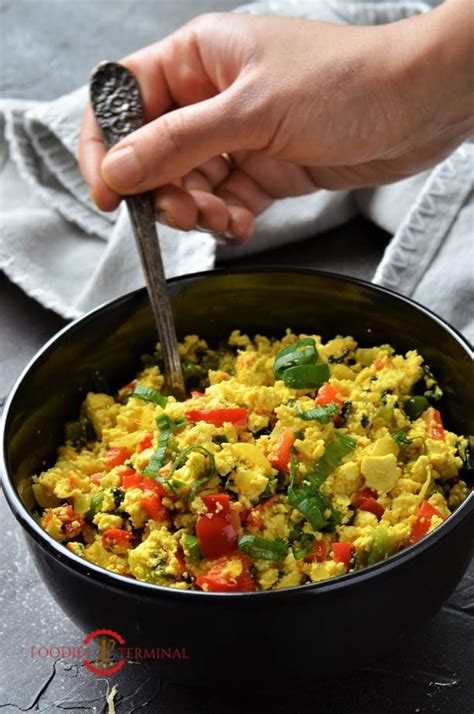 Easy Tofu Scramble With Nutritional Yeast Foodies Terminal