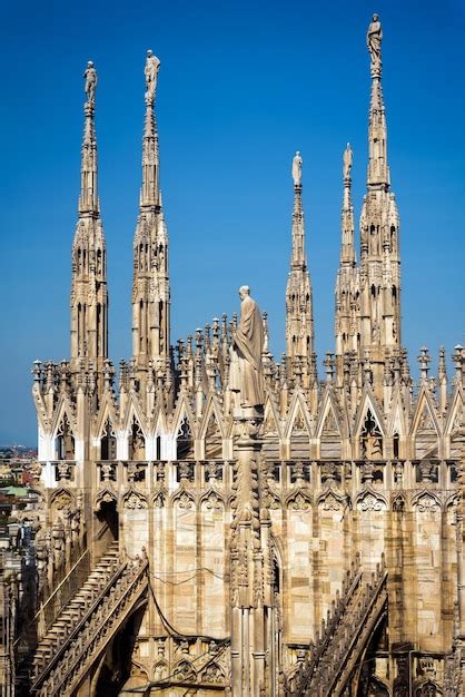 Premium Photo | Milan cathedral italy