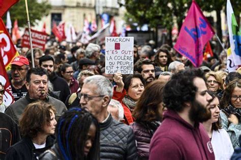 Frankreich Proteste Und Kundgebung Zum 1 Mai In Agen Manifestants