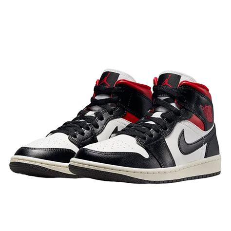 Giày Thể Thao Nike Air Jordan 1 Mid Bq6472 061 Màu ĐentrắngĐỏ Size 48 Vua Hàng Hiệu