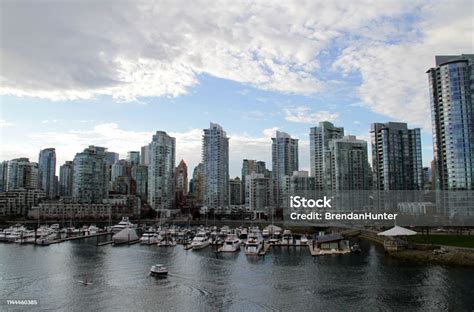 Yaletown Skyline Stock Photo - Download Image Now - Apartment, British ...