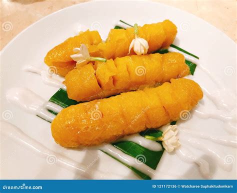 Lady Finger Bananas in Syrup. Stock Photo - Image of milk, favorite ...