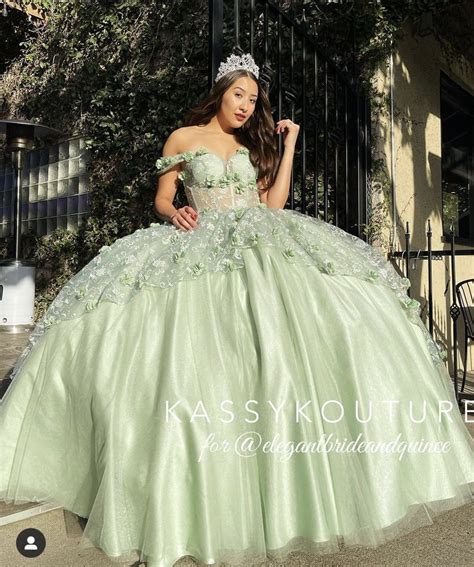 Quinceanera themes dresses, Pretty quinceanera dresses, Quinceanera dresses pink