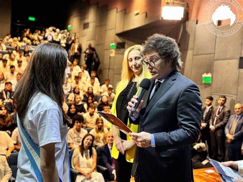 Javier Milei Habl En El Colegio Donde Estudi En Vivo Muerto Antes