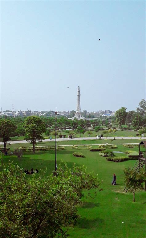 Minar E Pakistan Photos, Download The BEST Free Minar E Pakistan Stock ...